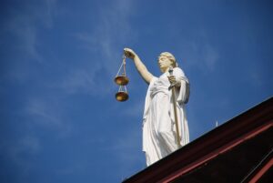 LITIGE ENTRE COMMERCANTS